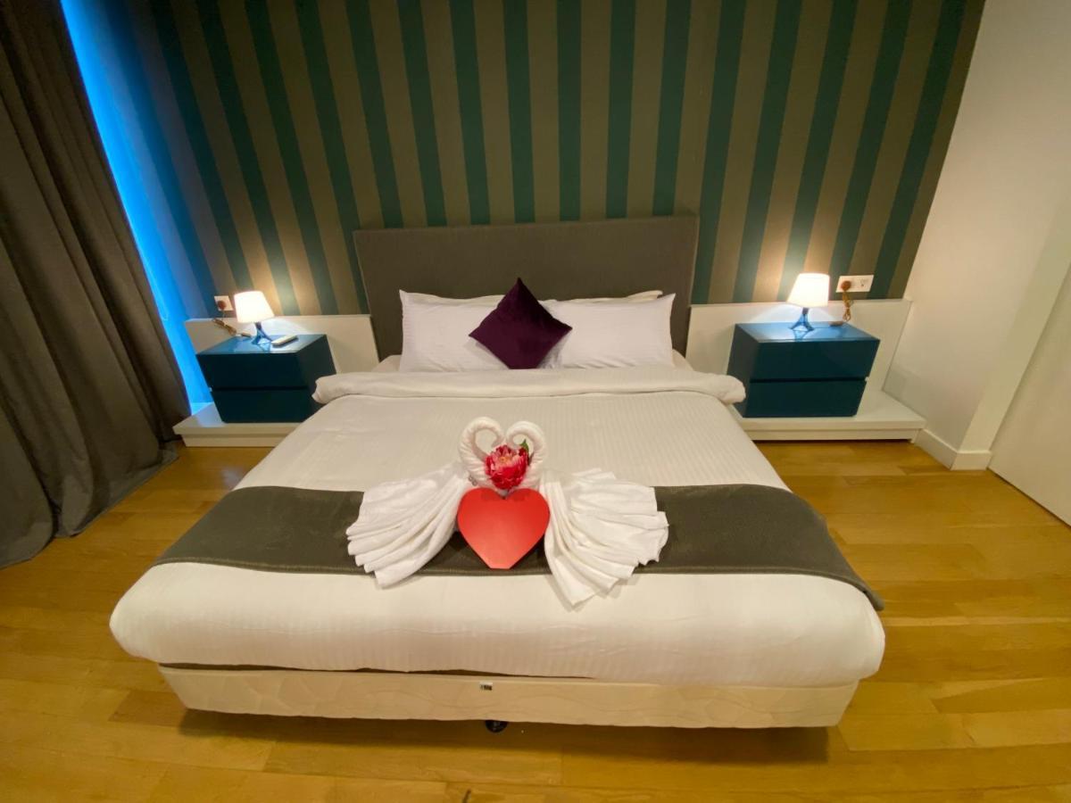 Klcc Beyond Hospitality Suites Platinum Куала Лумпур Екстериор снимка