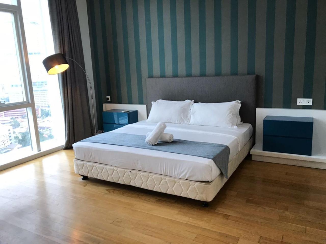 Klcc Beyond Hospitality Suites Platinum Куала Лумпур Екстериор снимка
