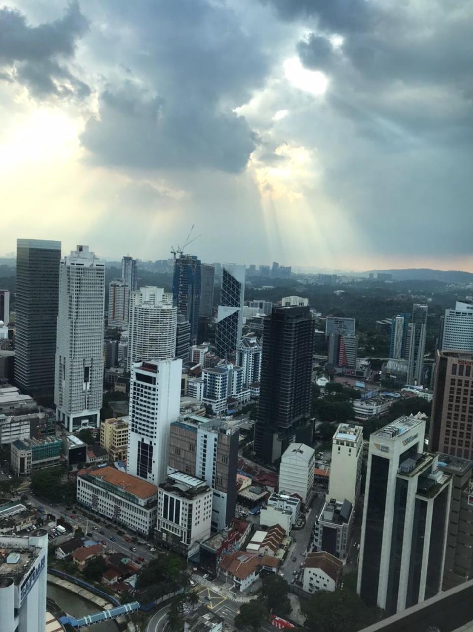 Klcc Beyond Hospitality Suites Platinum Куала Лумпур Екстериор снимка